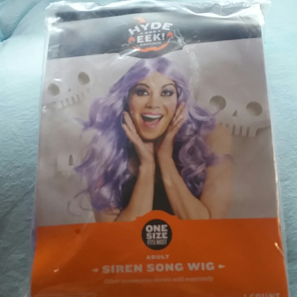 Hide and eek siren song wig purple